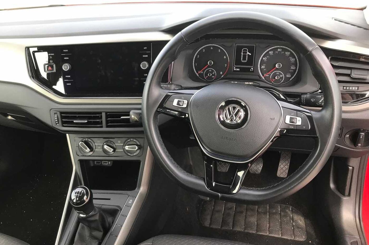 Volkswagen Polo SE 1.0 TSI 95