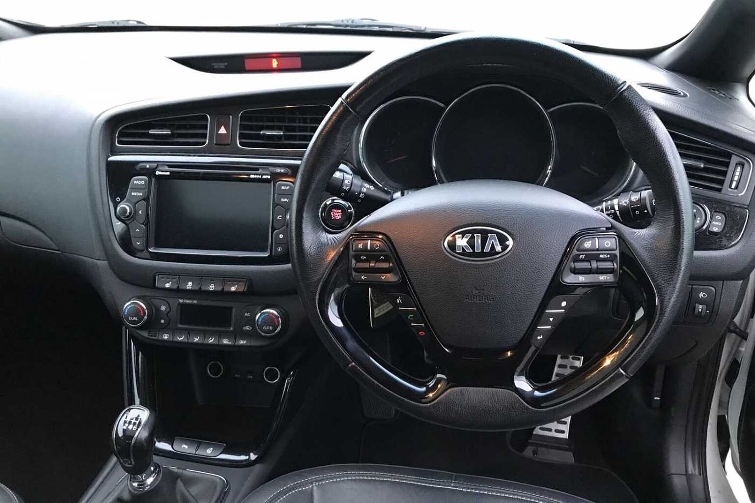 Kia Pro ceed Pro_cee'd 1.6 CRDi SE Tech 3-Door Hatchback