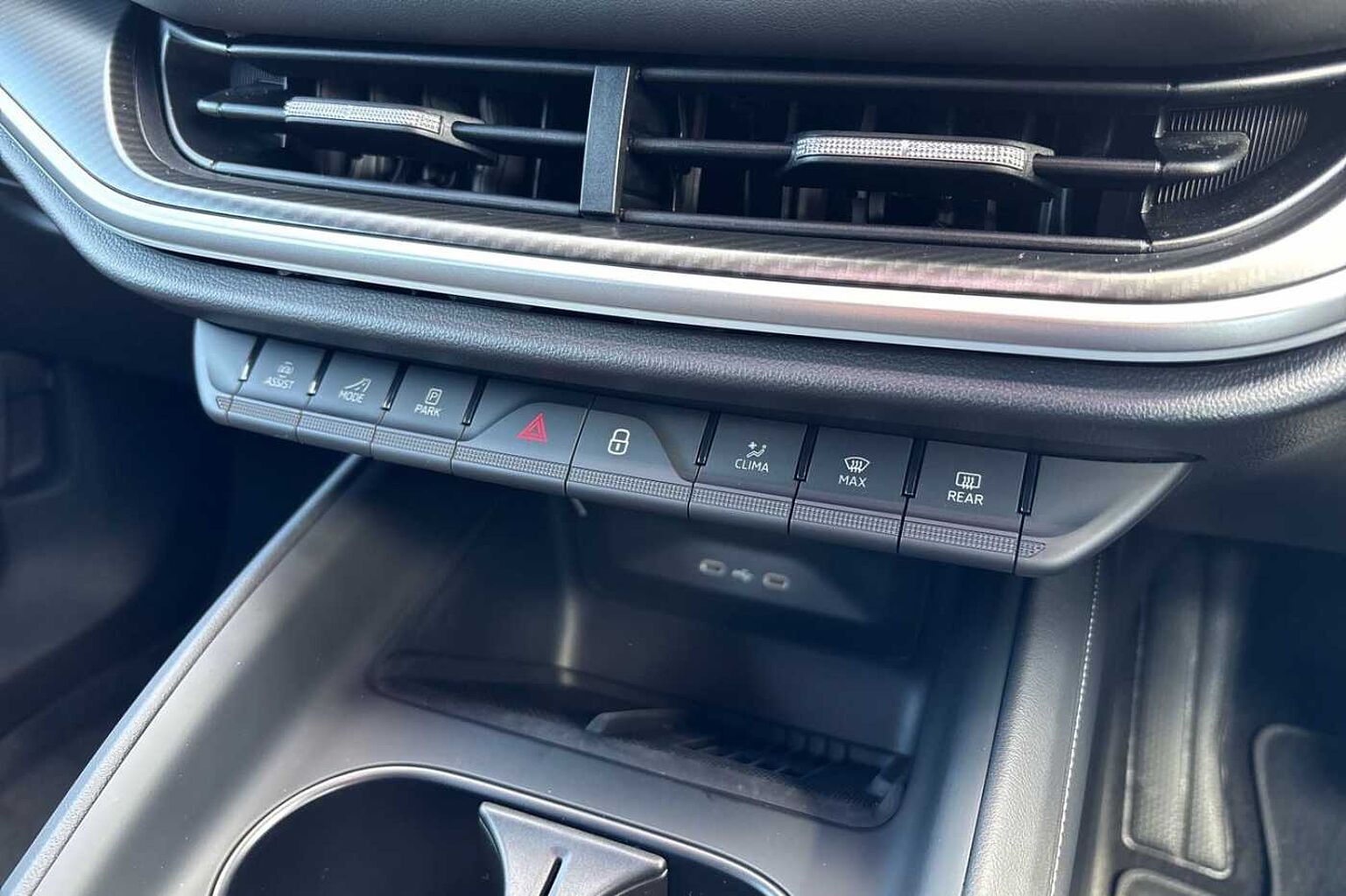 SKODA Enyaq 210kW 85x Sportline 82kWh 4x4 5dr Auto