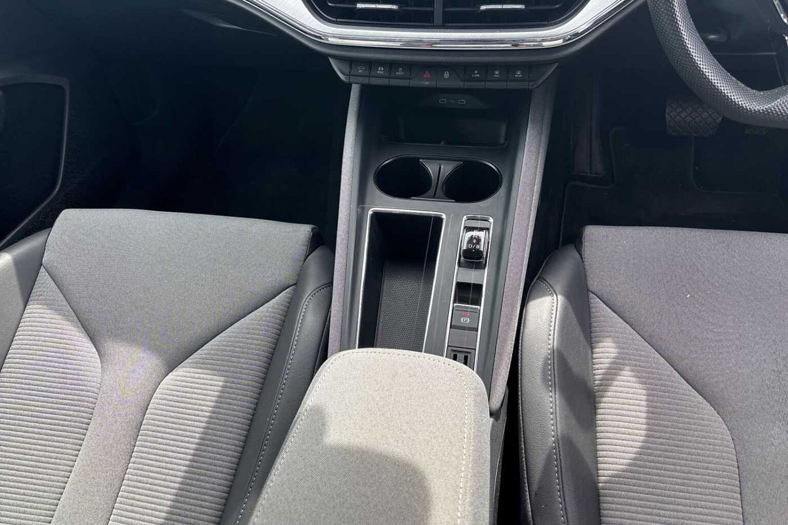 SKODA Enyaq iV 60 (179ps) Left BEV SUV